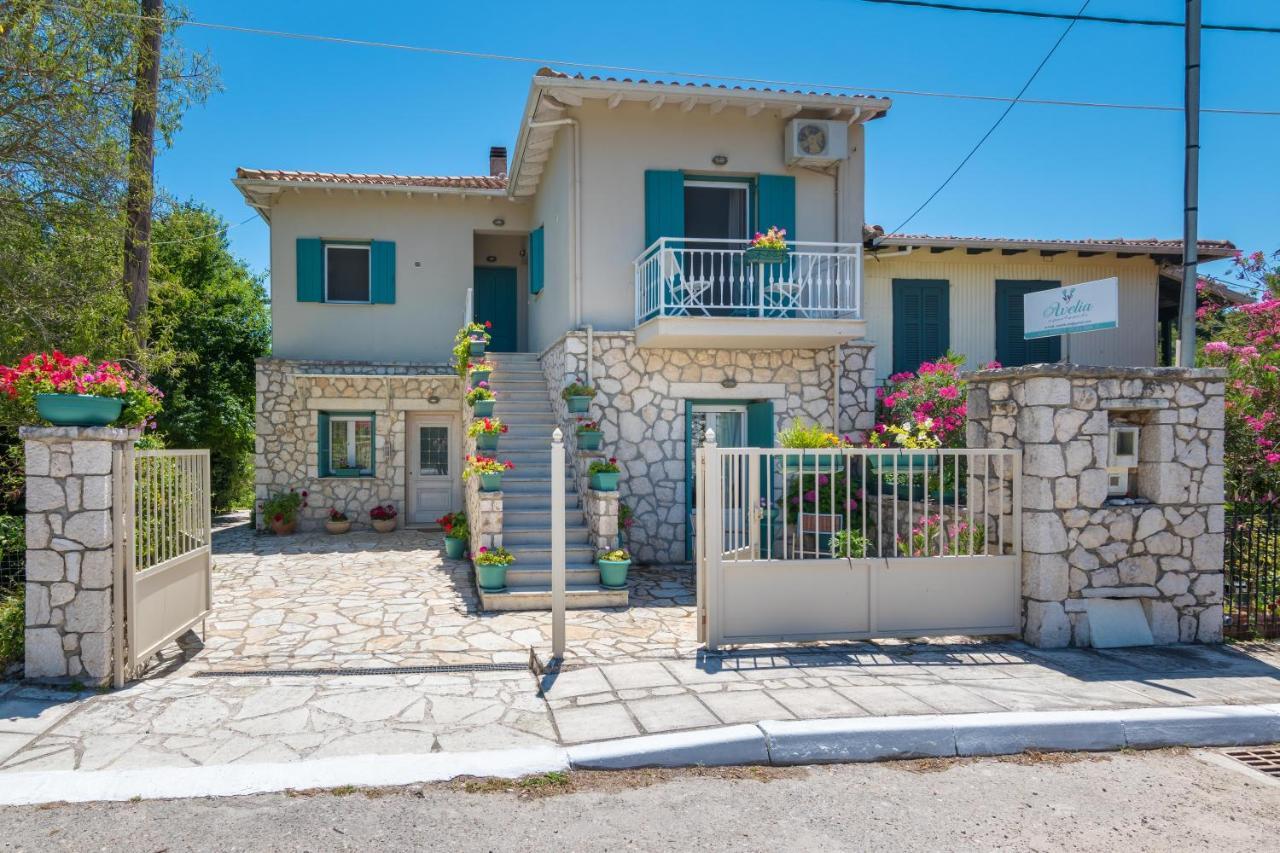 Apartamento Avelia Pink Asprogerakata Exterior foto